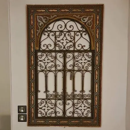Villa Maison Type 1930 Avec Jardin *